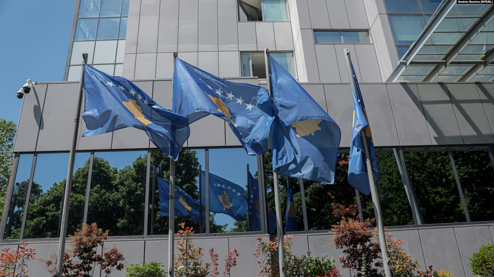 90-milione-euro-mbeshtetje-per-reforma-ne-kosove-nga-banka-boterore