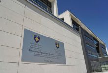 arrestohet-nje-serb-per-“vepra-penale-kunder-rendit-kushtetues-te-kosoves”