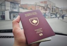 serbet-e-kosoves-“heqin-dore”-nga-beogradi,-kerkojne-pajisjen-me-dokumente-nga-prishtina