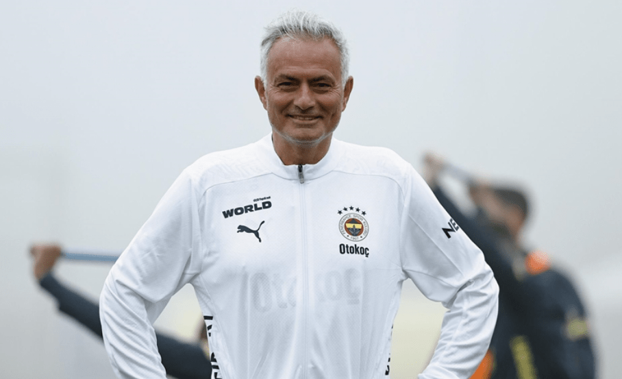 mourinho-ia-shkeput-kontraten-yllit-te-fenerbahces,-vetem-16-muaj-pas-transferimit