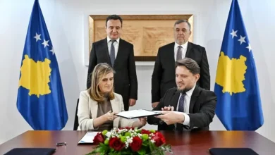 serbet-e-dogjen-ne-lufte,-kurti-njofton-marreveshjen-per-rindertimin-e-xhamise-se-ibrit