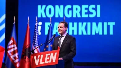 kurti-ne-shkup:-vlen-i-po-deshmon-se-bashkimi-politik-ia-vlen