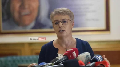 gervalla-dorezon-kallezim-penal-ndaj-ministres-serbe:-serbia-ende-nuk-ka-kerkuar-falje-per-krimet-e-kryera-ndaj-popullit-tone