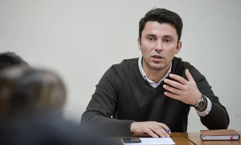 rrustemi:-presidenti-dhe-qeveria-jane-procese-te-ndara,-por-mund-te-nderlidhen-nese-ka-vullnet-politik