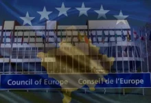 raporti-i-keshillit-te-evropes:-kosova-ka-perparuar,-por-sfidat-per-lirine-e-medias-mbeten