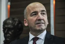 muhaxheri-jep-detaje-nga-brenda-salles:-po-votojne-delegatet-e-mitrovices,-procesi-duket-demokratik