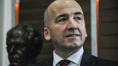 muhaxheri-jep-detaje-nga-brenda-salles:-po-votojne-delegatet-e-mitrovices,-procesi-duket-demokratik