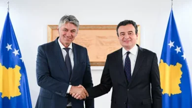 kurti-pret-ne-takim-kryetarin-e-partise-lidhja-shqiptare,-ziadin-sela,-diskutojne-per-aktualitetin-ne-kosove