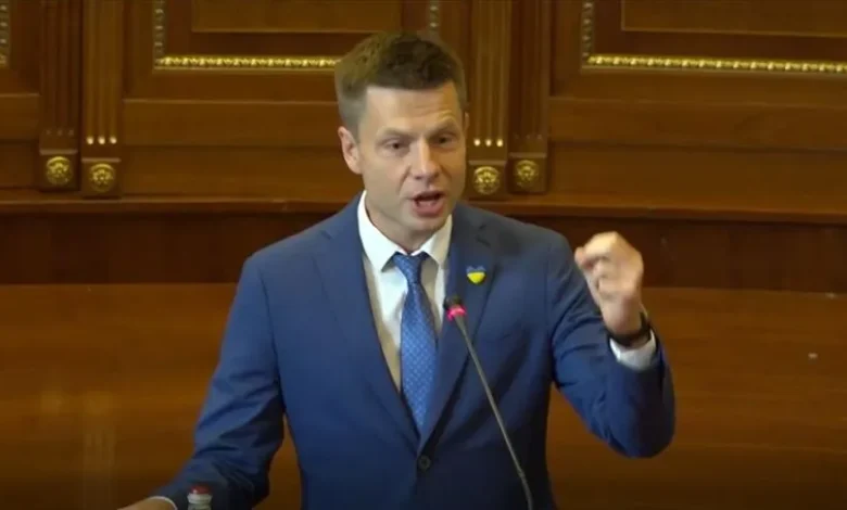 deputeti-ukrainas-qe-perkrah-pavaresine-e-kosoves-i-reagon-zelensky:-gabim-diplomatik