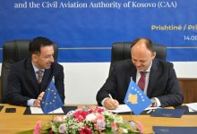 aac-e-easa-formalizojne-dy-marreveshje-per-forcimin-e-sigurise-se-aviacionit