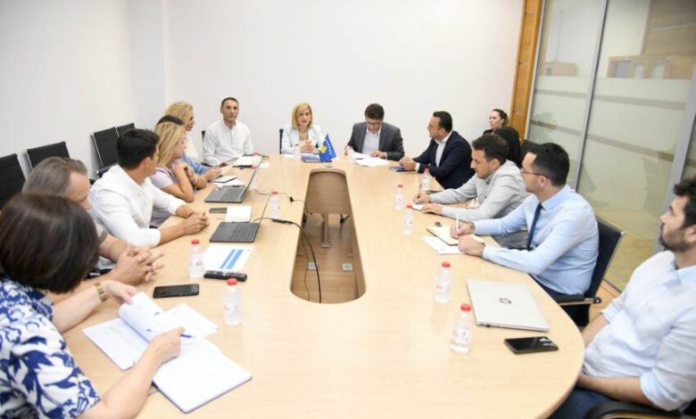 kusari-lila:-skemat-e-subvencioneve-do-te-rishikohen-per-te-nxitur-investimet-dhe-punesimin