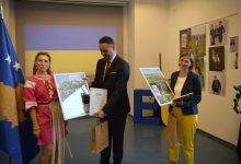 palatova:-duam-te-shohim-kosoven-dhe-ukrainen-duke-zene-vendin-e-tyre-ne-bashkimin-evropian