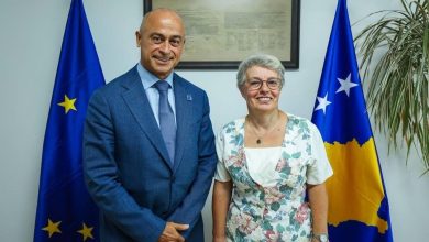 gervalla-takon-shefin-e-eulex-it,-diskutojne-per-reformen-ne-drejtesi