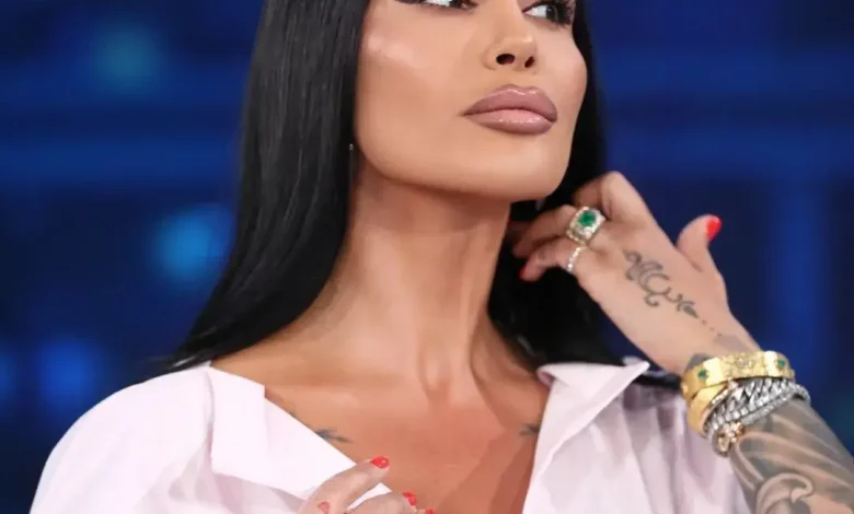 dashuria-e-re-ne-horizont:-jonida-maliqi-dhe-alessio-alia-ne-dasmen-e-kides