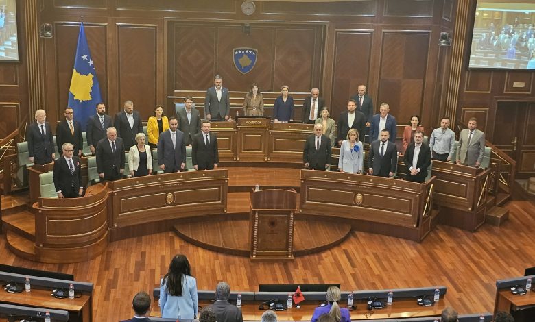 me-62-vota-per-kosova-behet-me-qeveri-te-re,-kurti-zgjidhet-kryeminister-per-here-te-katert