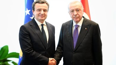 kurti-takohet-me-erdoganin,-diskutohet-aktgjykimi-i-hages-dhe-raportet-kosove-turqi