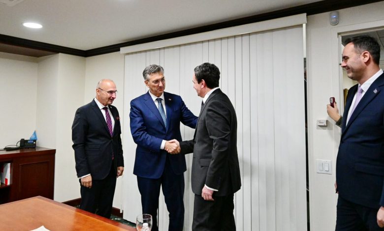 kurti-takon-homologun-kroat,-diskutojne-edhe-per-vendimin-e-speciales