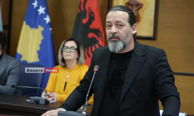 svecla-kritikon-buxhetin-e-prishtines:-s’ka-asnje-projekt-te-madh,-eshte-deshtim