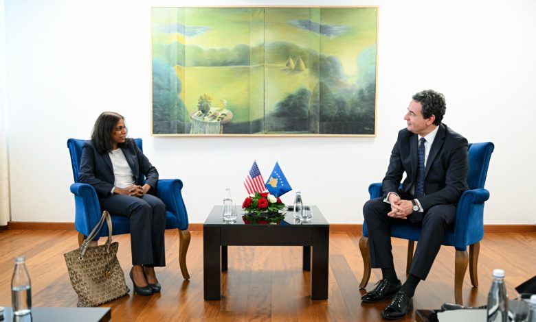 kurti-pret-ne-nje-takim-prattipatin,-flasin-per-zhvillimet-politike
