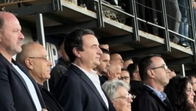 kurti-ne-stadium,-ne-mbeshtetje-te-dardaneve-perballe-ausrise