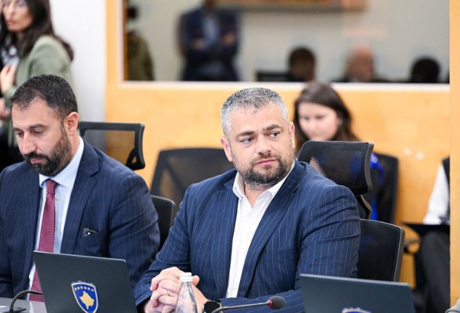 hoti-nenshkruan-vendimin,-se-shpejti-hapet-thirrja-per-subvencionim-te-energjise