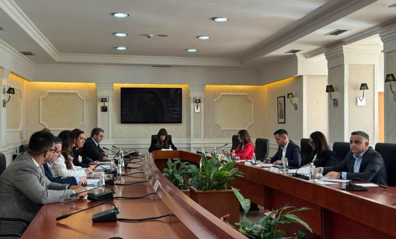 nis-mbledhja-e-kryesise-se-kuvendit,-pritet-te-caktohet-seanca-e-radhes-plenare