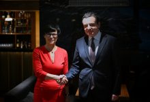 kurti-takon-komisioneren-kos,-diskuton-per-integrimin-evropian-dhe-statusin-e-vendit-kandidat-per-kosoven