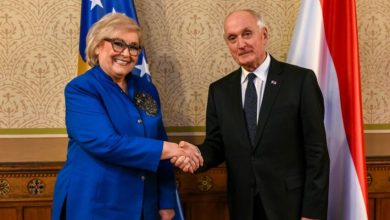 shiroka-pula-pritet-nga-homologu-hungarez,-kerkon-mbeshtetje-per-integrimin-evropian-te-kosoves