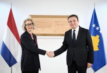 kurti-takon-ambasadoren-e-re-te-holandes,-diskutojne-per-zgjerimin-e-bashkepunimit