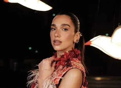 dua-lipa-triumfon-ne-gjyq-per-mbrojtjen-e-markes-se-saj-ne-hong-kong